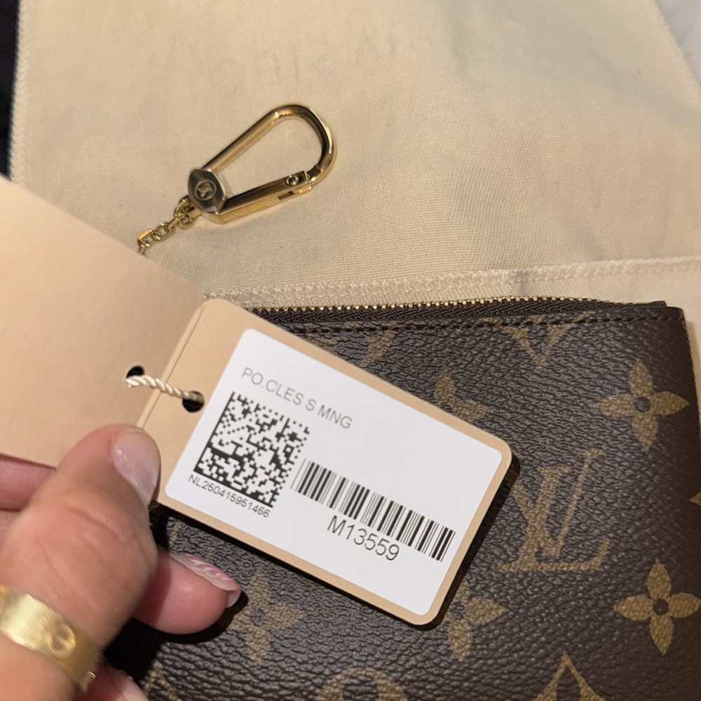 Louis Vuitton Monogram Key pouch S - Picture 4 of 8